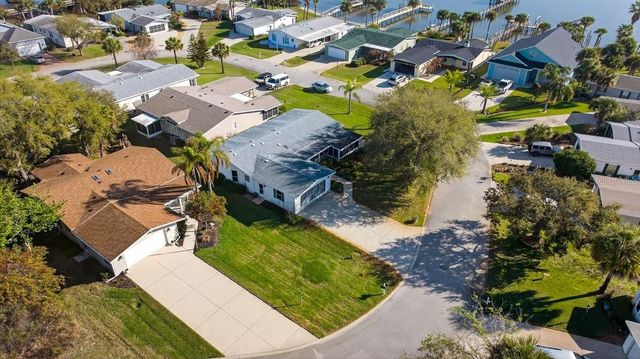 332 MARSH LANDING LOOP, Oak Hill, FL 32759