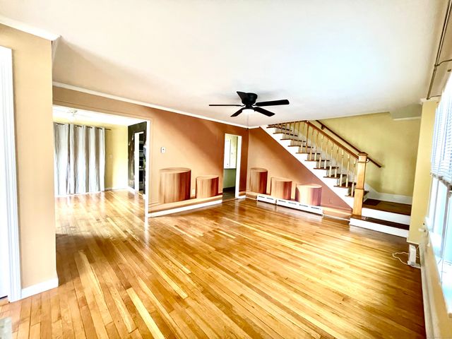 55 Bronx Avenue, Waterbury, CT 06705