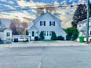 55 Bronx Avenue, Waterbury, CT 06705