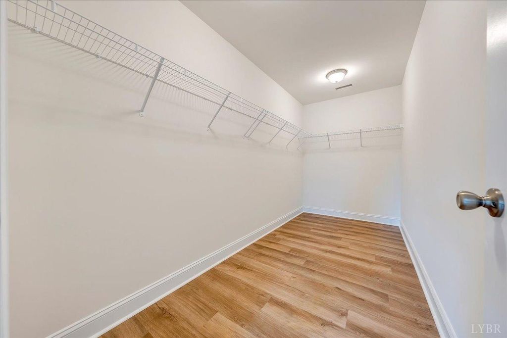 Image 14 of property listing at 23 Lochwood Hill Drive, Goode, VA 24556