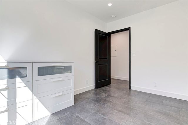 10823 Parr, Sunland, CA 91040