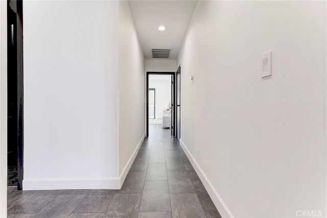 10823 Parr, Sunland, CA 91040