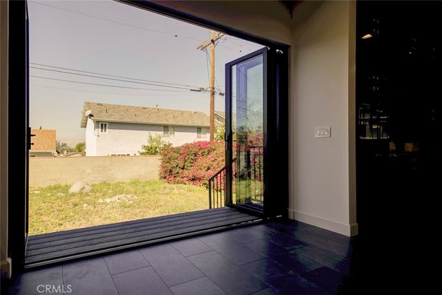 10823 Parr, Sunland, CA 91040