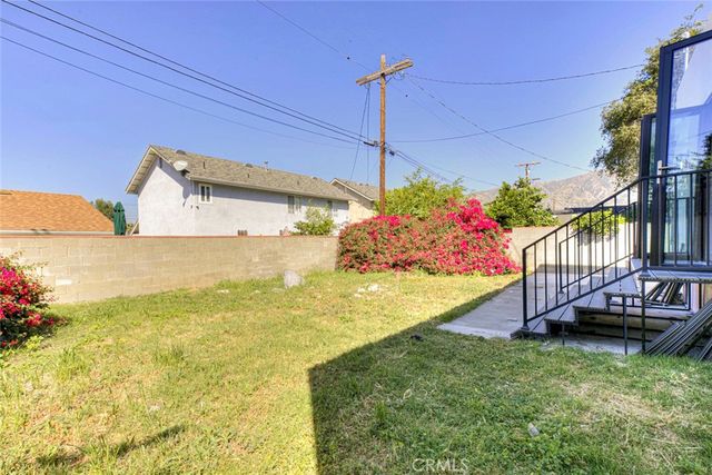 10823 Parr, Sunland, CA 91040