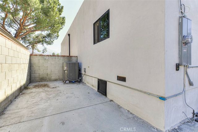 10823 Parr, Sunland, CA 91040