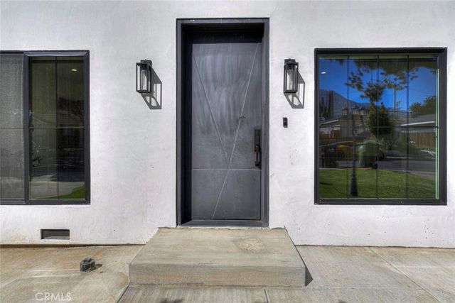 10823 Parr, Sunland, CA 91040
