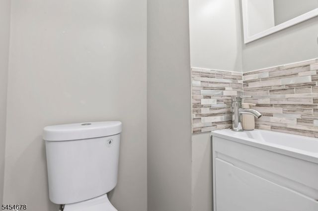 170 Hillside Ter, Irvington Twp., NJ 07111