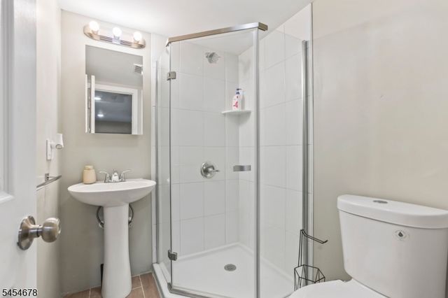 170 Hillside Ter, Irvington Twp., NJ 07111