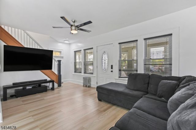 170 Hillside Ter, Irvington Twp., NJ 07111
