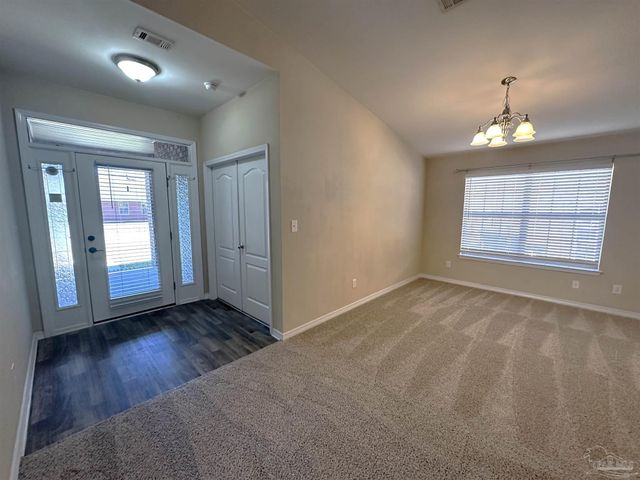 9527 Laramie Dr, Pensacola, FL 32506