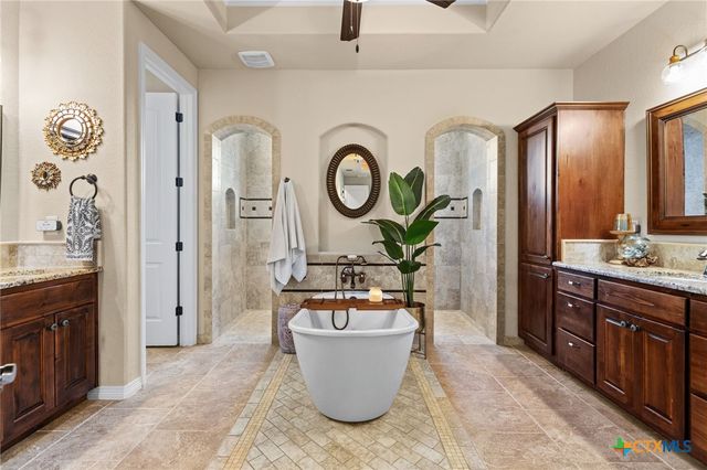 638 Cambridge Drive, New Braunfels, TX 78132