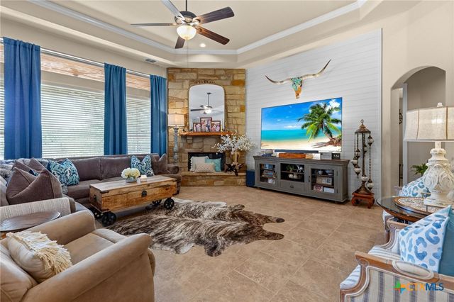 638 Cambridge Drive, New Braunfels, TX 78132