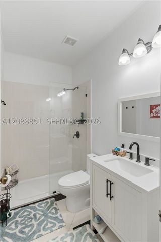 1642 Blue Jay Cir, Weston, FL 33327