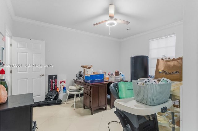 1642 Blue Jay Cir, Weston, FL 33327