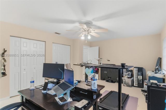1642 Blue Jay Cir, Weston, FL 33327