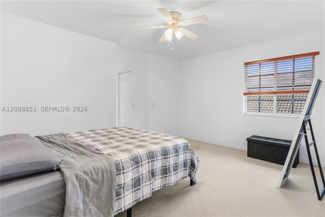 1642 Blue Jay Cir, Weston, FL 33327