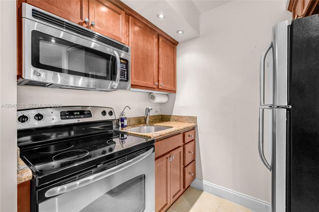 405 N Ocean Boulevard 117, Pompano Beach, FL 33062