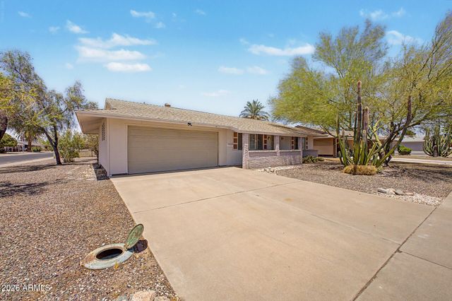 10216 W IRONWOOD Drive, Sun City, AZ 85351