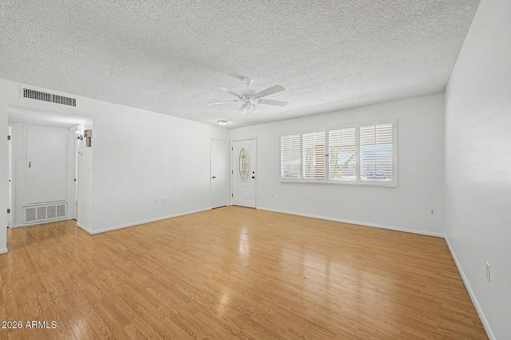 10216 W IRONWOOD Drive, Sun City, AZ 85351 — photo 5