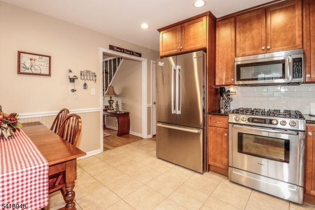 347 Central Ave, Metuchen Boro, NJ 08840