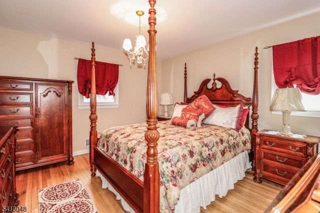 347 Central Ave, Metuchen Boro, NJ 08840