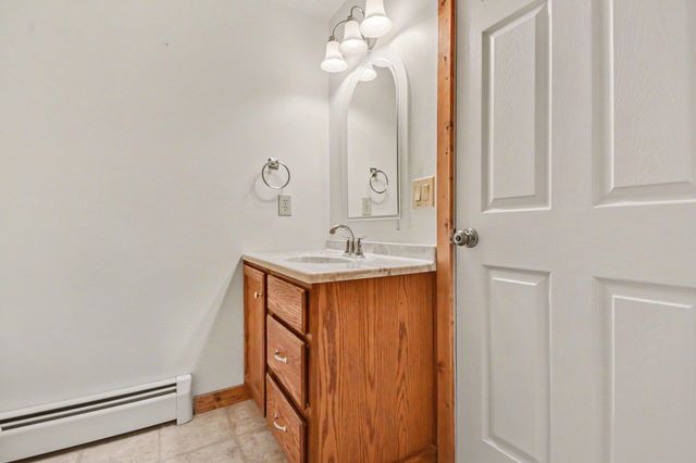 11510 E Lee Mann Road, Northport, MI 49670