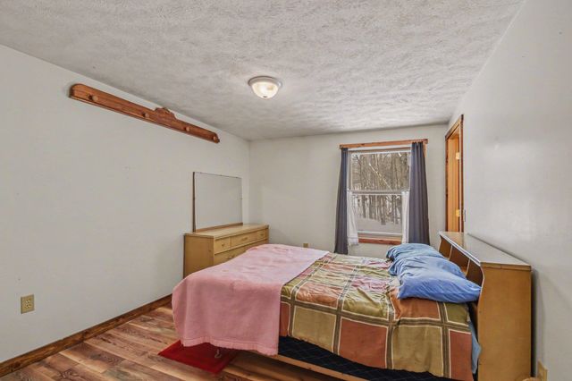 11510 E Lee Mann Road, Northport, MI 49670