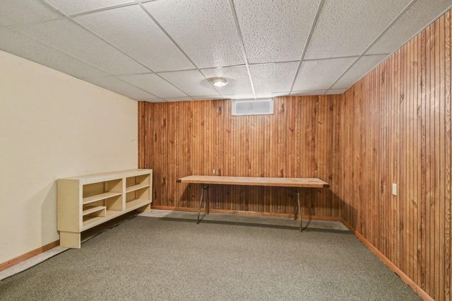 11510 E Lee Mann Road, Northport, MI 49670