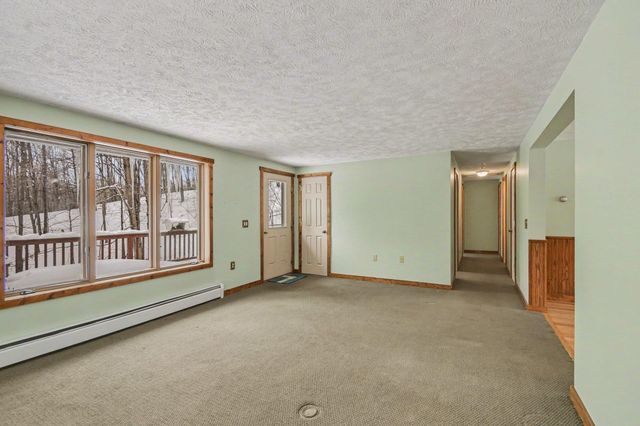 11510 E Lee Mann Road, Northport, MI 49670