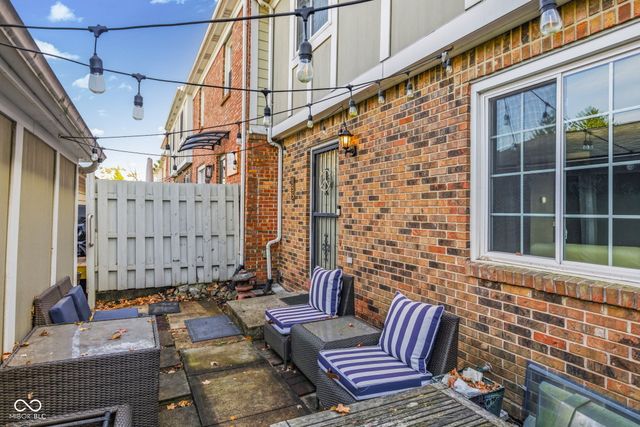 155 Aspen Way, Carmel, IN 46032