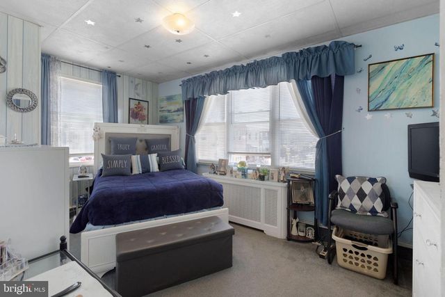 614 JOHNSTON ST, Philadelphia, PA 19148