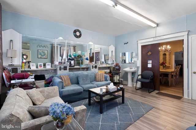 614 JOHNSTON ST, Philadelphia, PA 19148