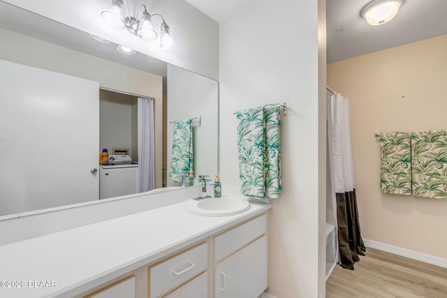 1601 Big Tree Rd Apt 807, Daytona Beach, FL 32119