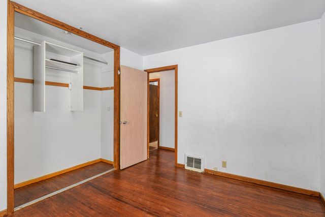 5143 Knox Avenue N, Minneapolis, MN 55430