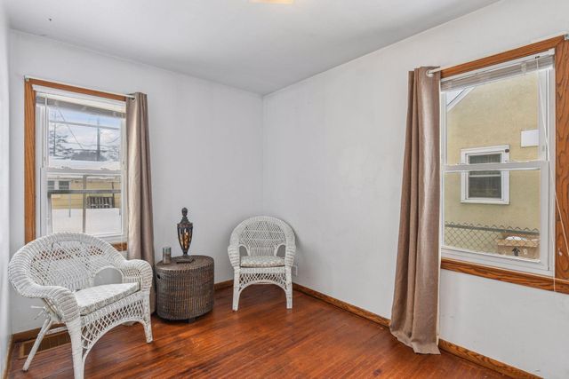 5143 Knox Avenue N, Minneapolis, MN 55430