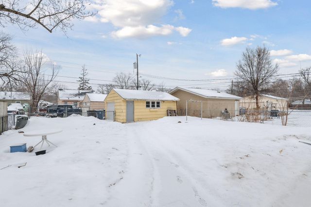 5143 Knox Avenue N, Minneapolis, MN 55430