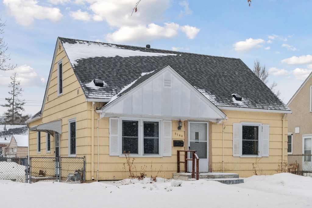 5143 Knox Avenue N, Minneapolis, MN 55430