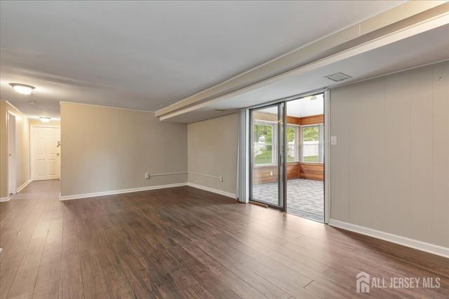 53 University Road, East Brunswick, NJ 08816