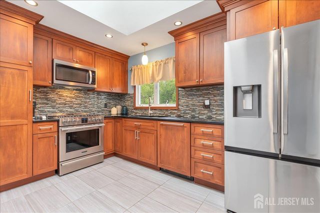 53 University Road, East Brunswick, NJ 08816