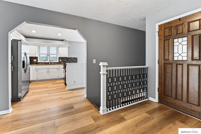 2601 S 48th Avenue S, Omaha, NE 68106