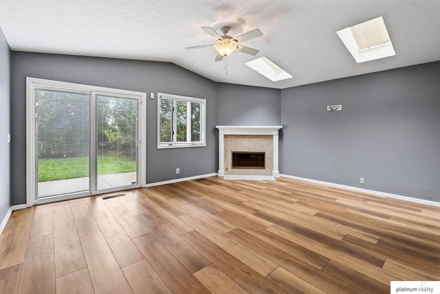 2601 S 48th Avenue S, Omaha, NE 68106