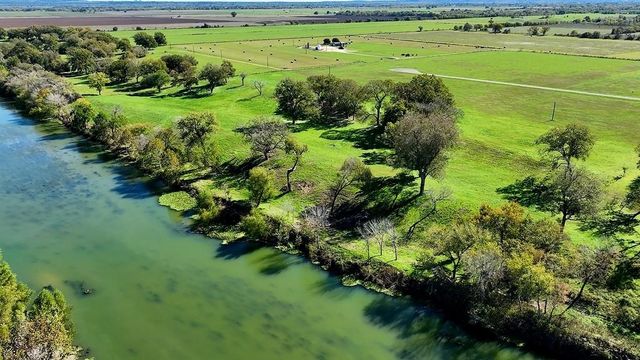 Lot 4 Fayette Shores Cove, West Point, TX 78963