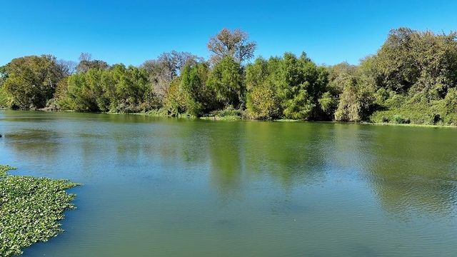 Lot 4 Fayette Shores Cove, West Point, TX 78963