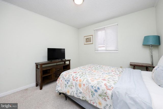 21 SEABREEZE RD, Ocean Pines, MD 21811