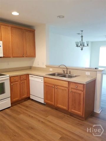 125 Fairgreen Street, Savannah, GA 31407