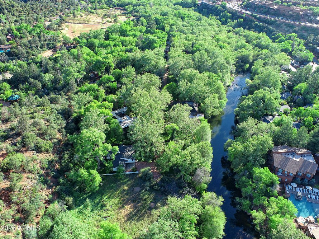 Image 34 of property listing at 370 BEAR WALLOW Lane, Sedona, AZ 86336