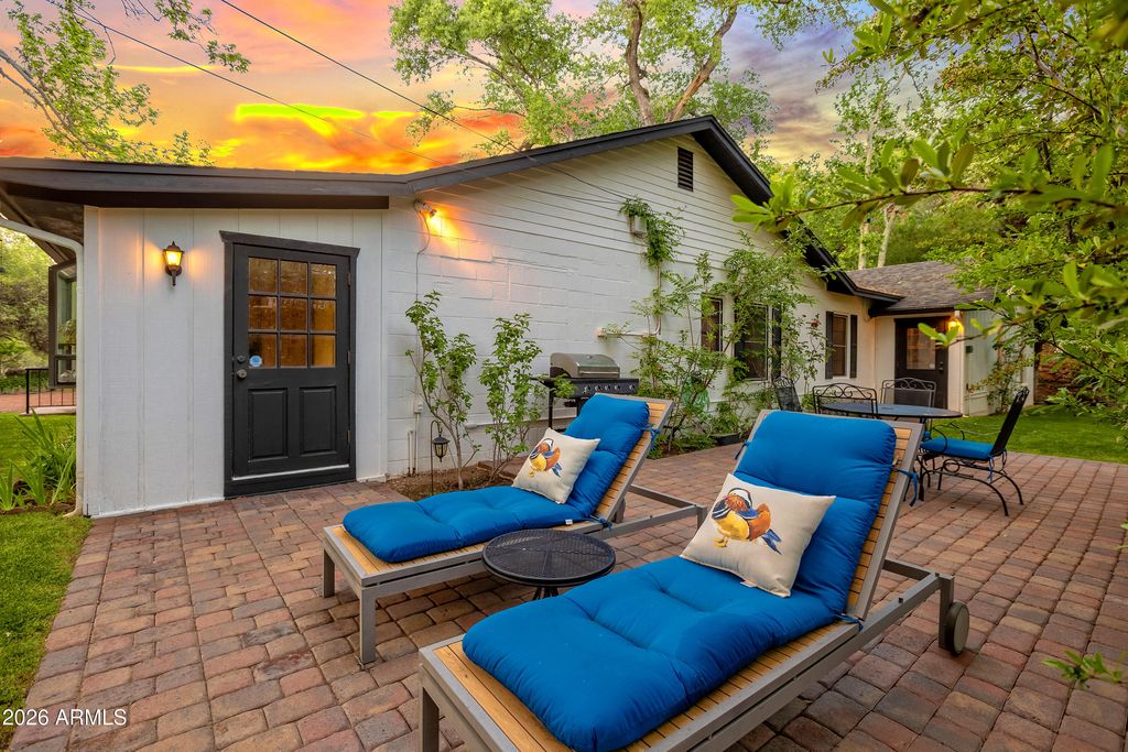 Image 9 of property listing at 370 BEAR WALLOW Lane, Sedona, AZ 86336