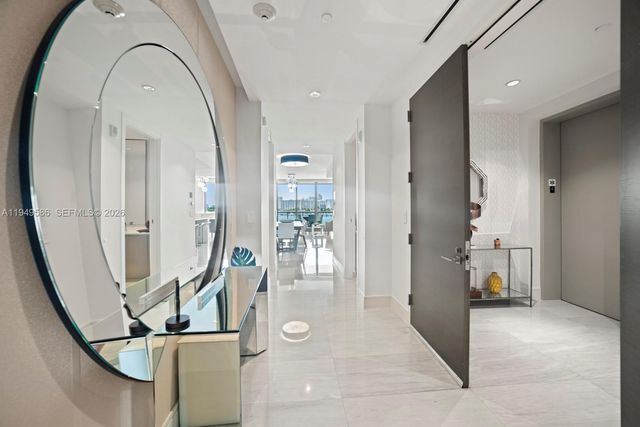 3300 NE 188th St 414, Aventura, FL 33180