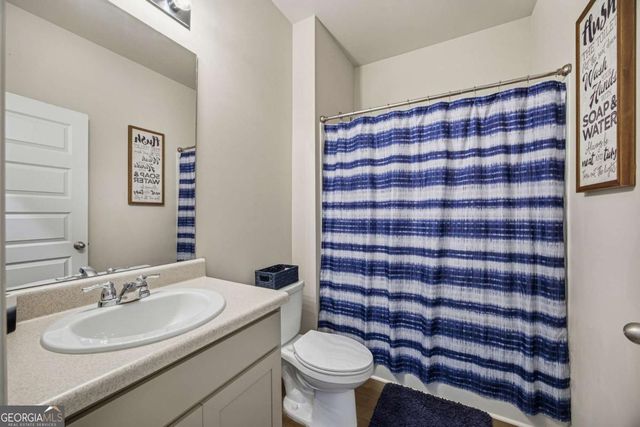 933 Nandina Lane, Loganville, GA 30052