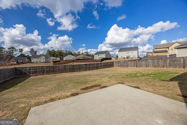 933 Nandina Lane, Loganville, GA 30052